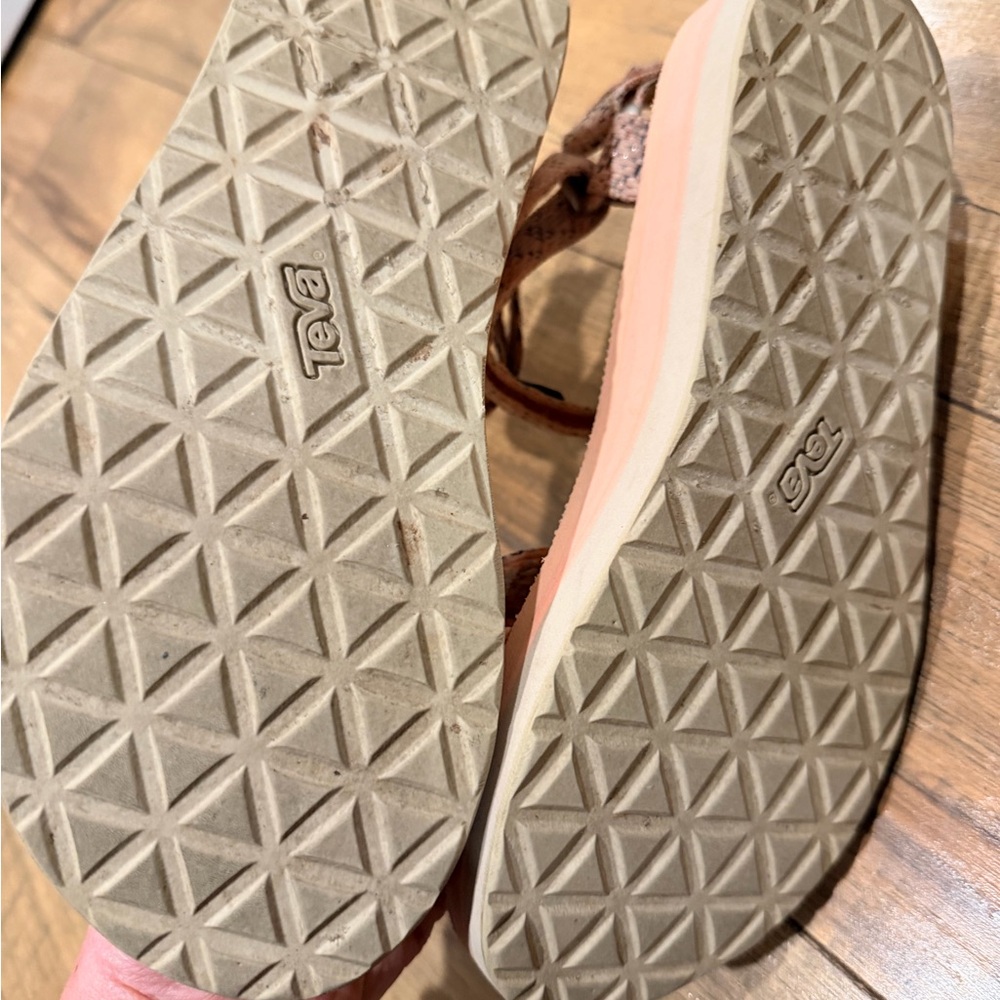 Teva Women's Peach Platform Universal Sandals - Picture 6 of 6